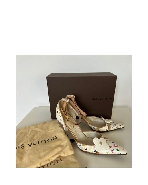 LOUIS VUITTON. Pair of slingback pumps in multicolored c…