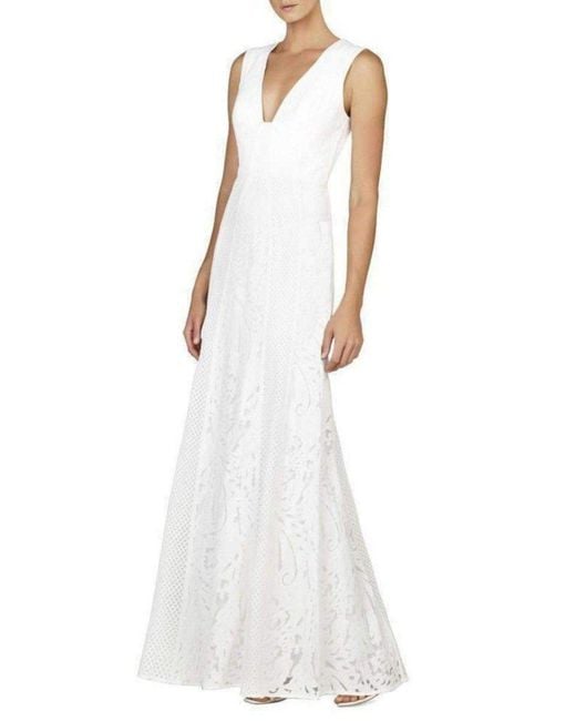 BCBGMAXAZRIA White Elisia Sleeveless Lace Blocked Gown Dress