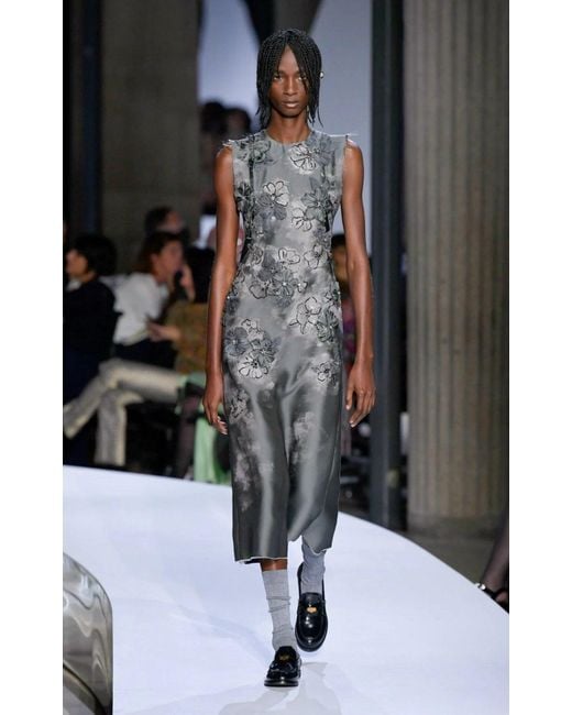 grey organza dress HAPPY CLOTHING HAYLEY GRAY ORGANZA FLARED MAXI DRESS