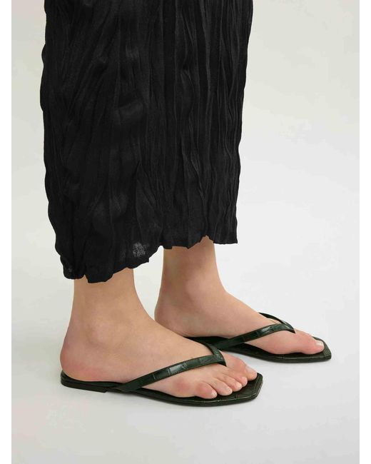 Totême  White Crocodile Effect Sandals