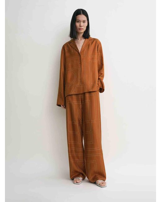 Totême  Brown Seidenhemd Mit Monogramm