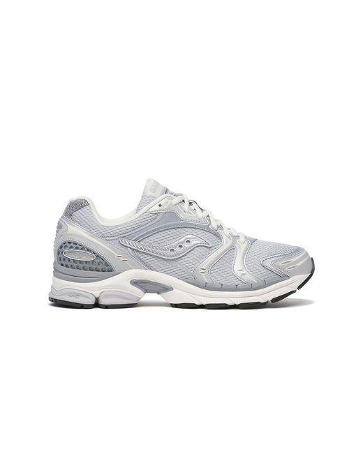 Progrid Triumph 4 Cs di Saucony in White