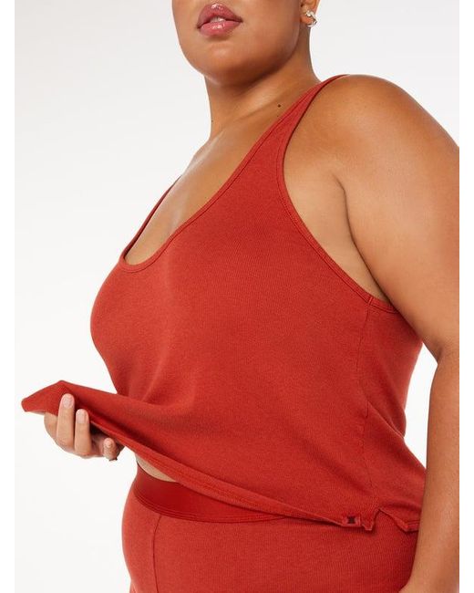 Savage X Red Rib Essentials Tank