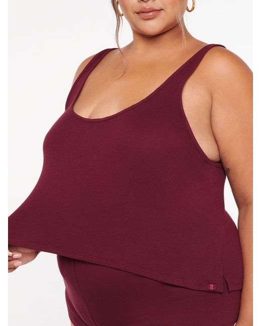 Savage X Red Rib Essentials Tank