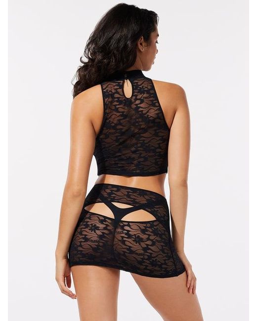 Savage X Black Link Up Lace Keyhole Crop Top