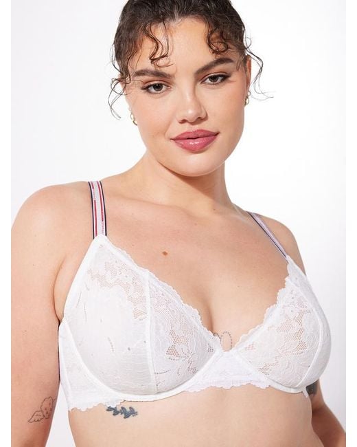 Savage X Natural Serving Courtside Unlined Lace Plunge Bra