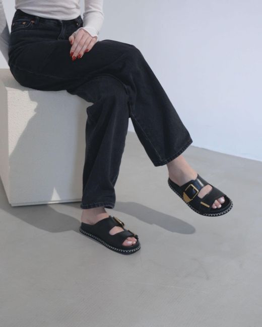 Chloé Rebecca Black Leather Flats