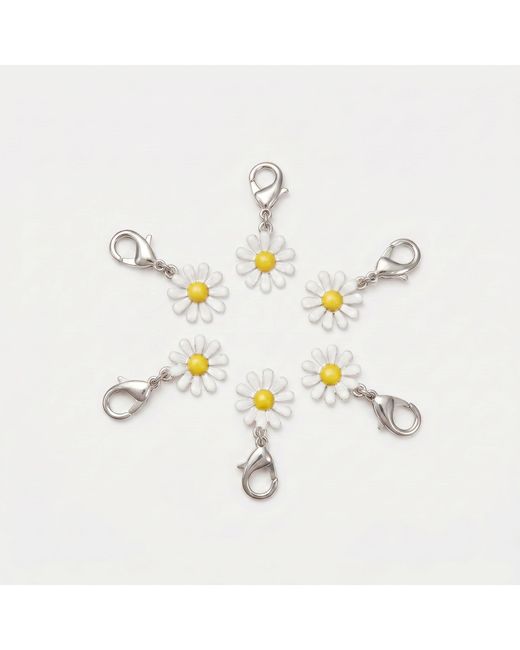 Scarosso White Flower Charms