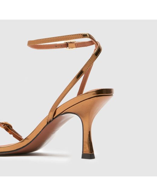 Schuh White Simba Pointed Toe High Heels