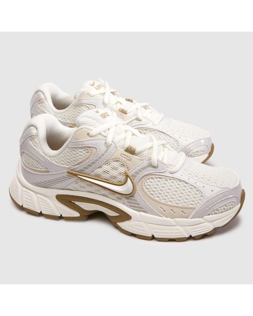 Nike White V5 Rnr Trainers