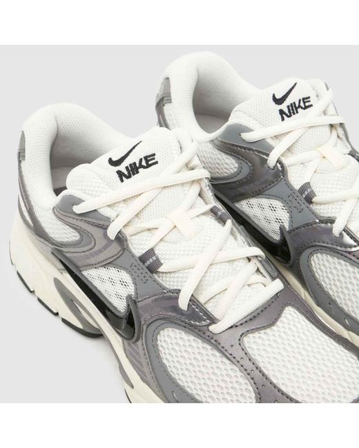 Nike White V5 Rnr Trainers for men