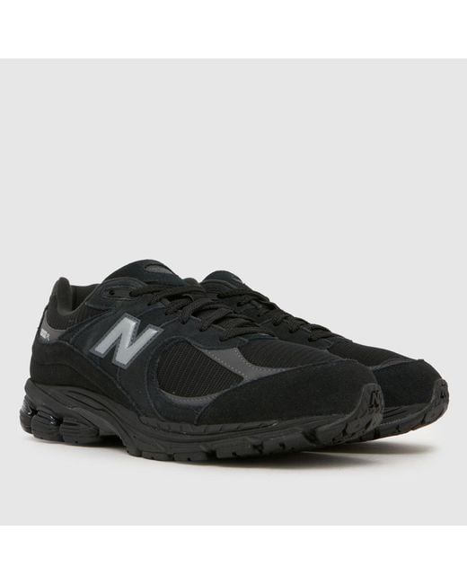 New Balance Black 2002 Trainers for men