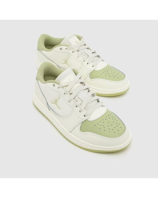 Nike White Court Connect Low Trainers