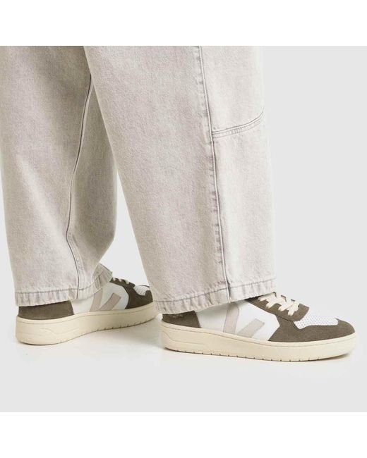 Veja Natural V-82 Trainers for men