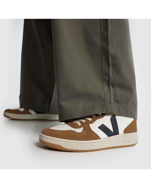Veja Natural V-10 Trainers for men