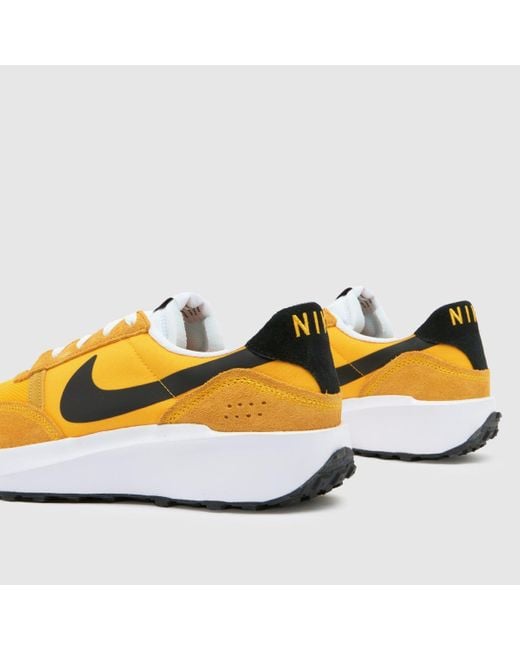 Nike Yellow Waffle Debut Trainers In for men