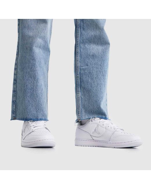 Nike White Court Connect Low Trainers