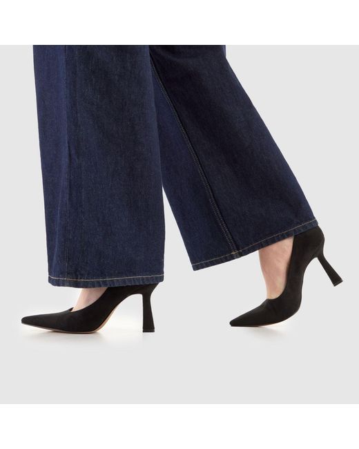 Schuh Black Sinclair Court High Heels