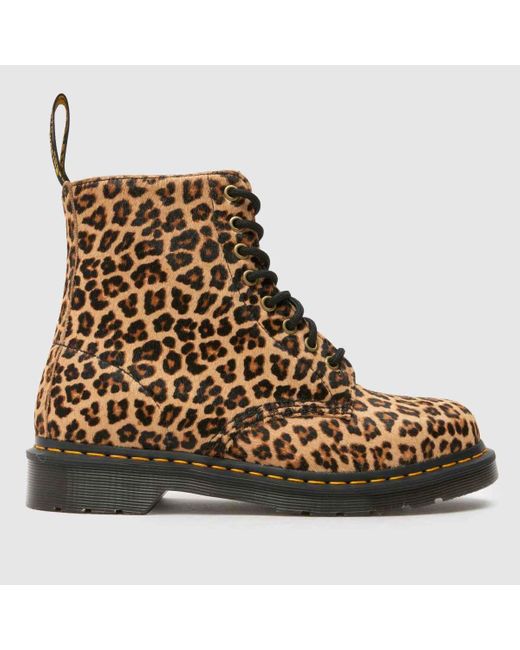 Dr. Martens Brown 1460 Pascal Boots