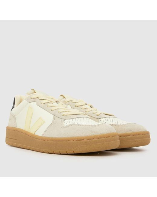 Veja Natural V-82 Trainers for men