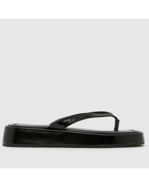 SIMMI Black Kimmie Platform Flip Sandals