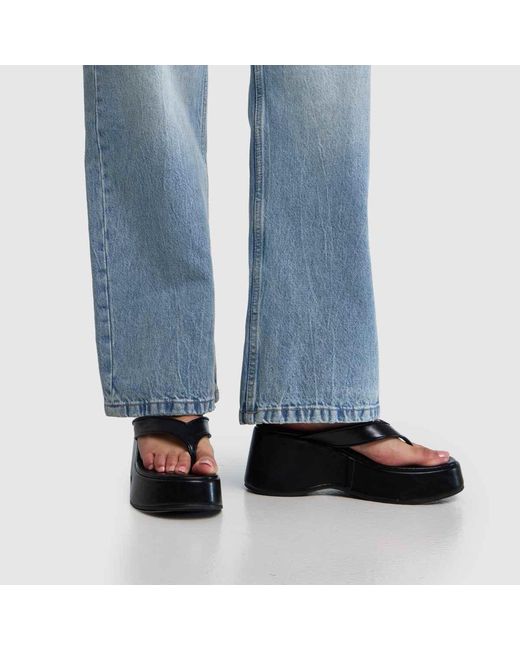 Schuh Black Tonio Chunky Toe Post Sandals
