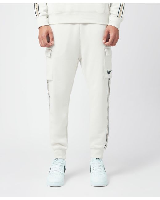 Nike Repeat Fleece Cargo Pants in White for Men | Lyst