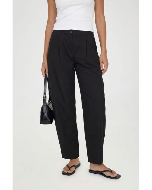 Boohoo Black Petite Pleated Waistband Wide Leg Tailored Trousers