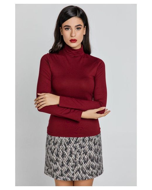 Conquista Red Burgundy Turtle Neck Top By