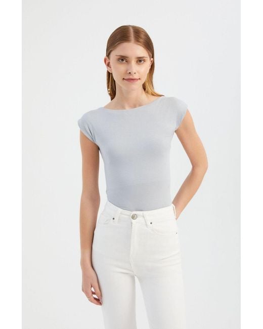 Hiccup White Round Neck Bodycon Top With A Back Cut Out