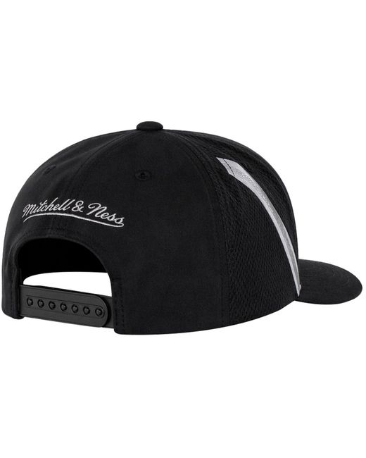 Mitchell & Ness Black Reflective Stripe Cap
