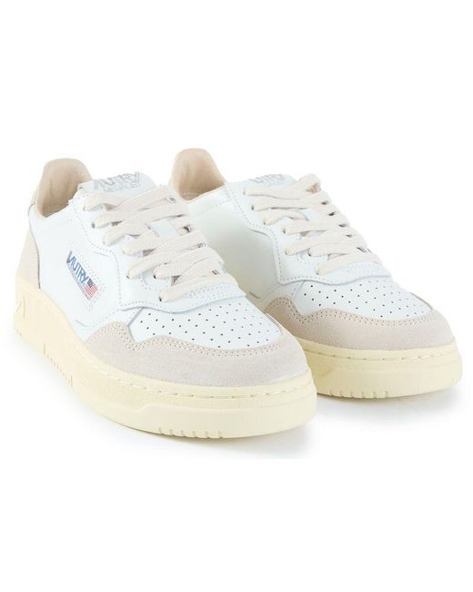 Autry White Medalist Low Trainers