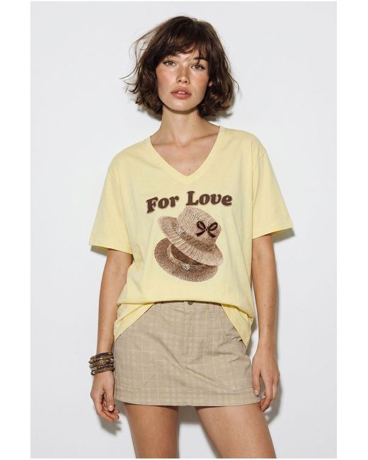 Bianco Lucci Natural Oversized V-Neck Printed T-Shirt