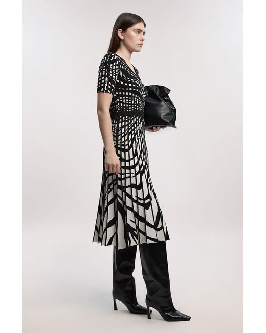 Karen Millen Multicolor Zebra Jacquard Knit Full Skirted Short Sleeve Midi Dress