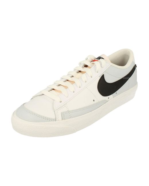 Nike Black Blazer Low 77 Vntg Trainers for men