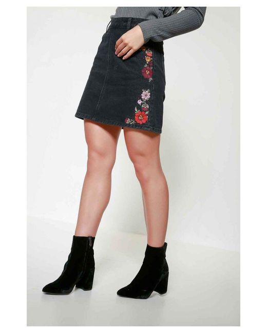 Urban Bliss White Embroidered Flower Denim Mini Skirt