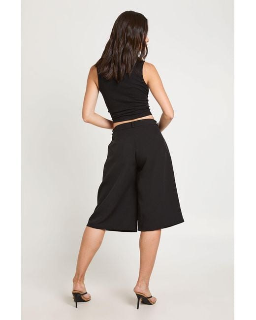 Boohoo Black Tailored Bermuda Shorts