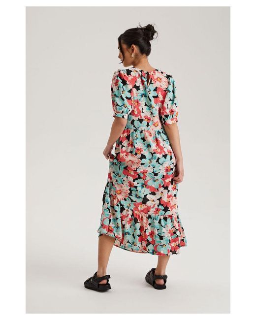 Urban Bliss White Floral Smock Dress
