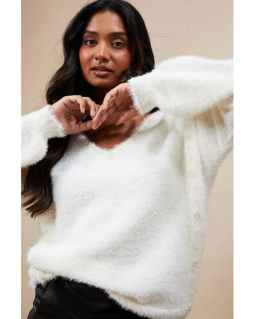 Oasis White Eyelash Knit Pearl Embellished V Neck Jumper