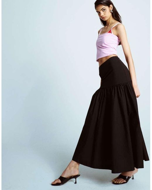 TOPSHOP Black Poplin Full Skirt With Curved Dropped Waistband
