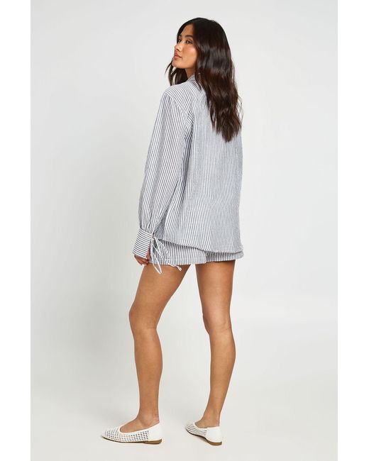Boohoo Gray Crinkle Stripe Tie Cuff Shirt And Short Co-Ord