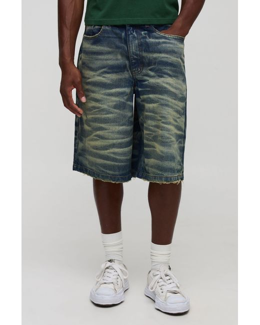BoohooMAN Green Regular Fit Crinkle Tinted Denim Jorts for men