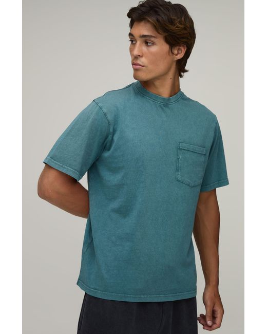 BoohooMAN Green Essential Washed Regular Fit Front Pocket T-Shirt for men