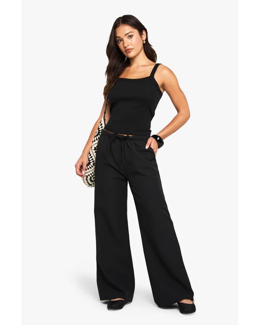 Boohoo Black Petite Woven Elasticated Waist Straight Leg Pants