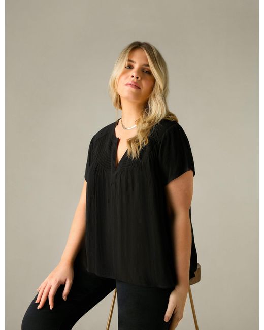 Live Unlimited Black Textured Shirred Shoulder Short Sleeve Top