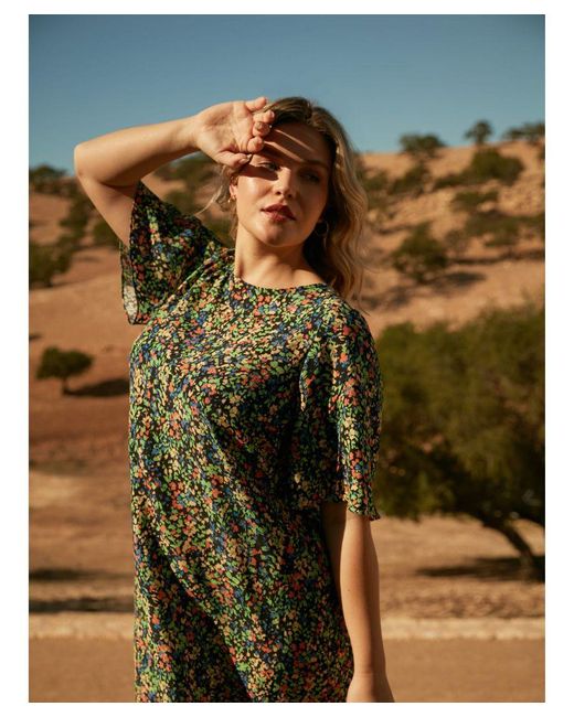 Live Unlimited Green Floral Flutter Sleeve Midaxi T-Shirt Dress