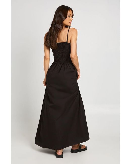 Boohoo Black Tall Cotton Poplin Shirred Bodice Maxi Dress