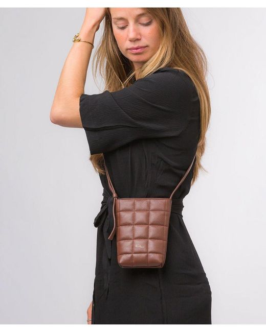 Pure Luxuries Brown 'Elouise' Dark Nappa Leather Cross Body Phone Bag