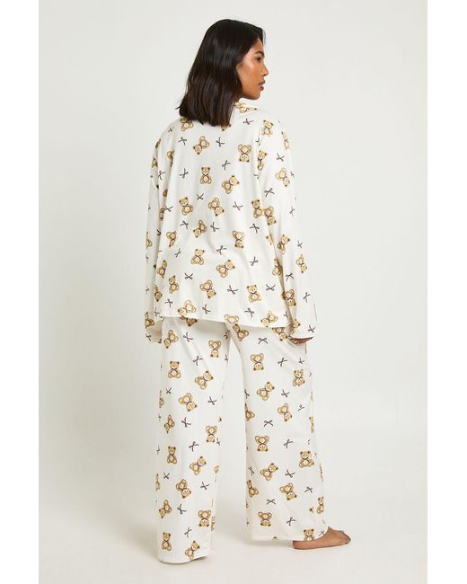 Boohoo Natural Plus Bears And Bows Print Long Sleeve Shirt & Trouser Pyjama Set