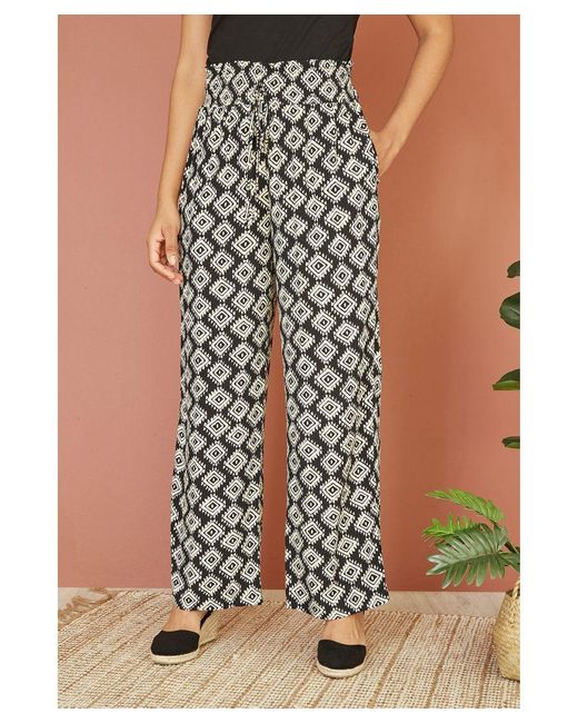 Yumi' Black Geo Print Relaxed Fit Trousers Viscose
